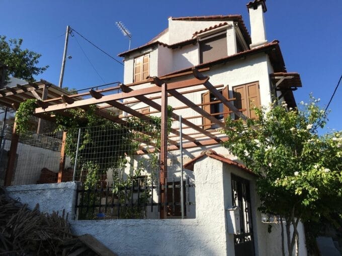 Samos Housing SH138_sideview