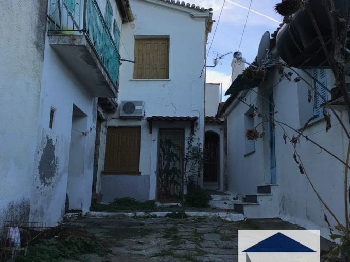 SH213 House Vourliotes Samos
