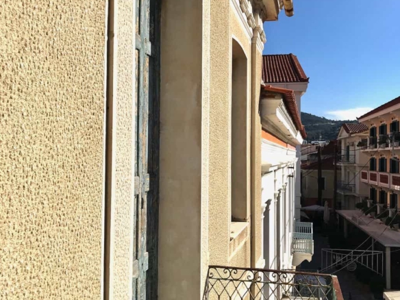 SH215 Building Samos Town