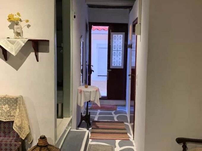 SH280 House Vourliotes Samos