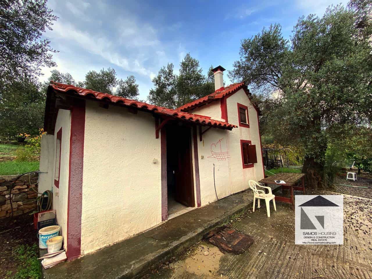 SH319 Vineyard Cottage Pagondas