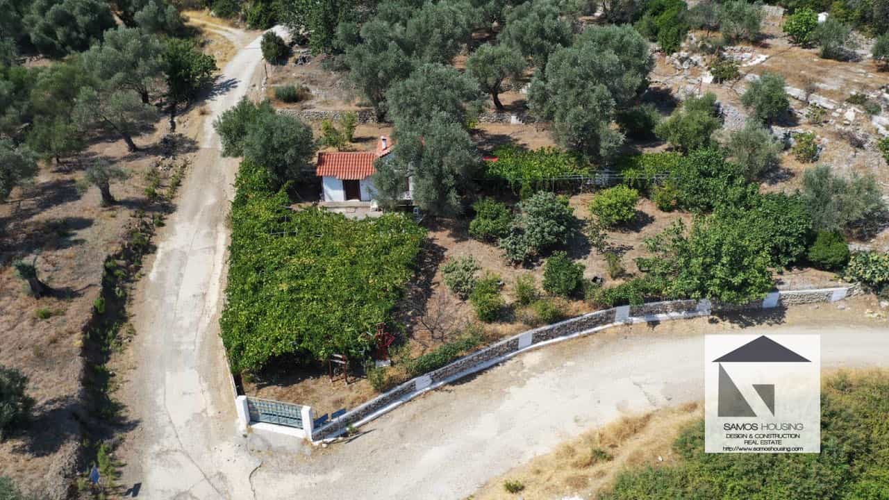 SH319 Vineyard Cottage Pagondas