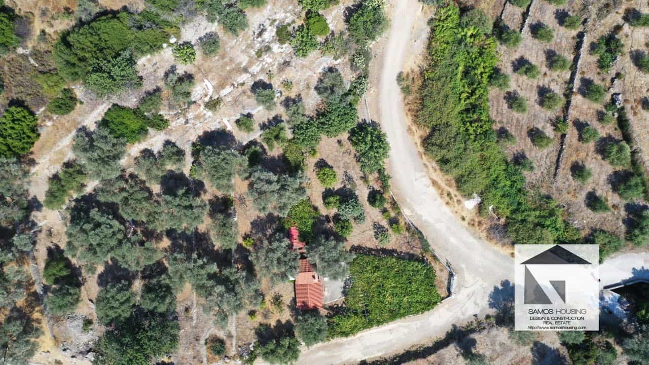 SH319 Vineyard Cottage Pagondas