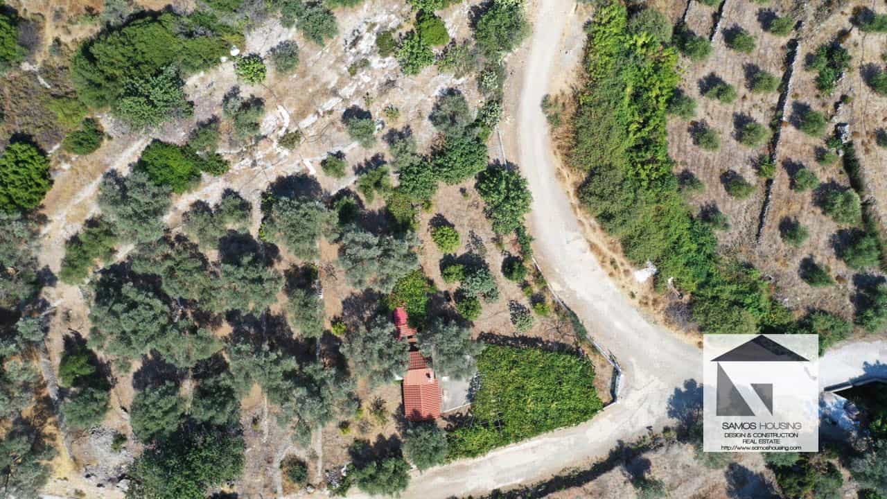 SH319 Vineyard Cottage Pagondas
