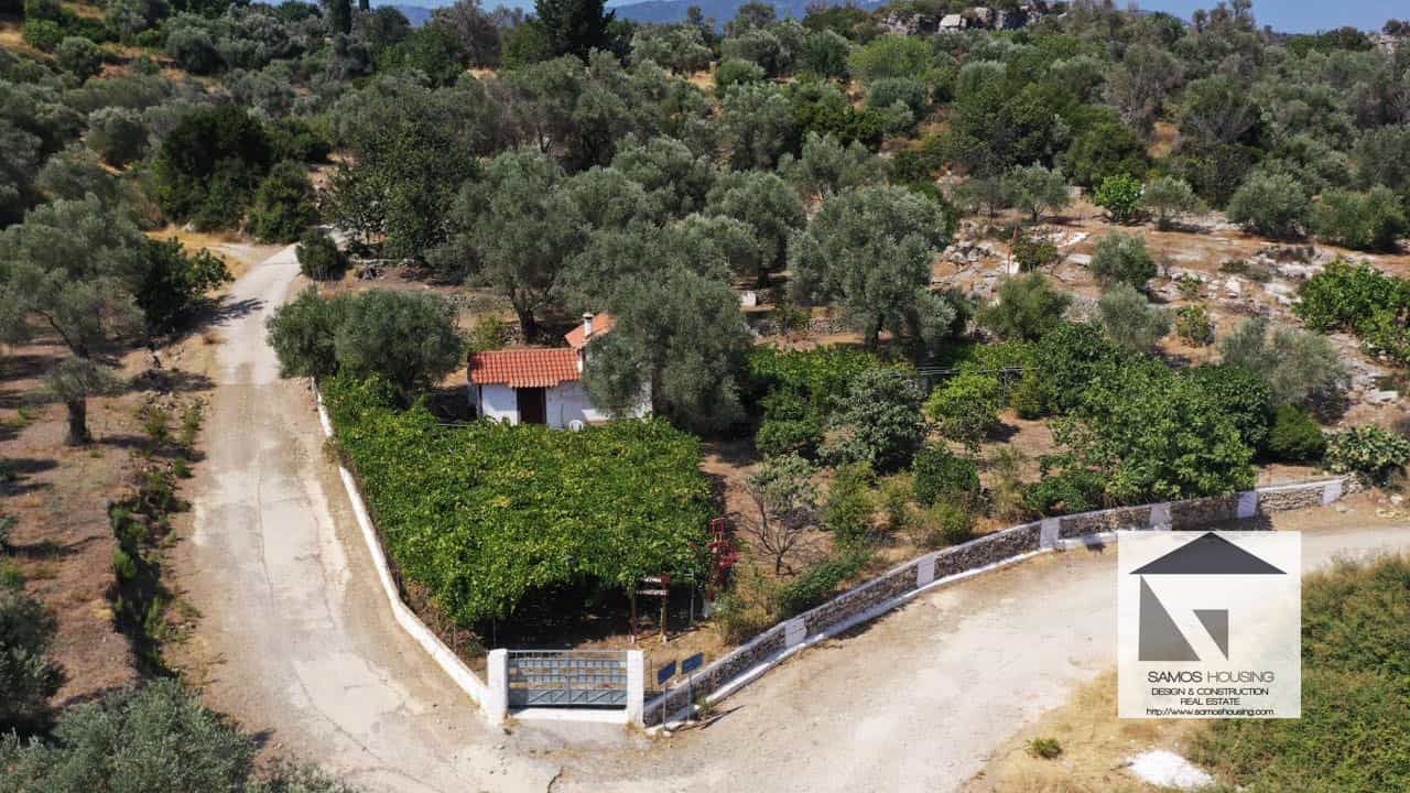 SH319 Vineyard Cottage Pagondas