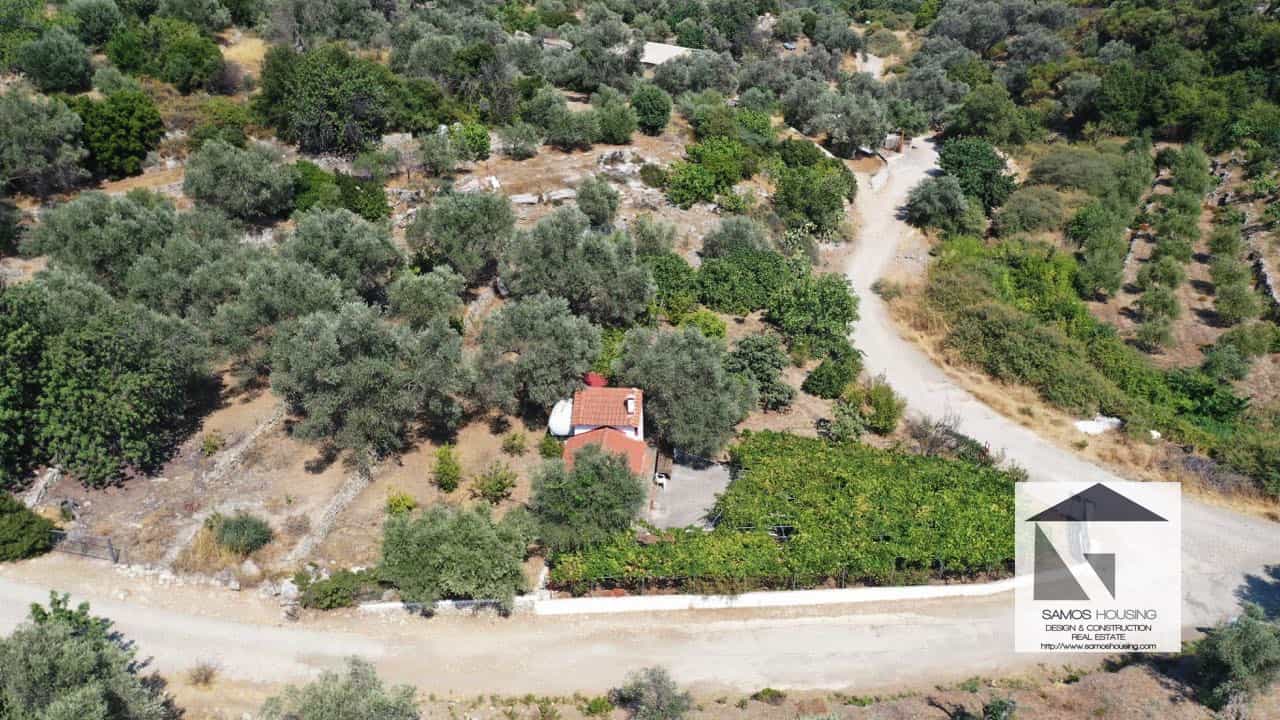 SH319 Vineyard Cottage Pagondas