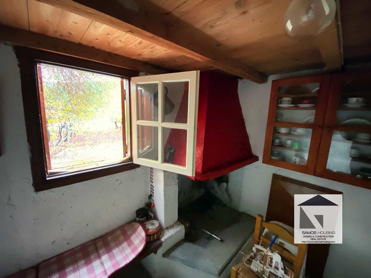 SH319 Vineyard Cottage Pagondas