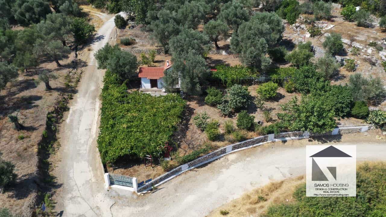 SH319 Vineyard Cottage Pagondas