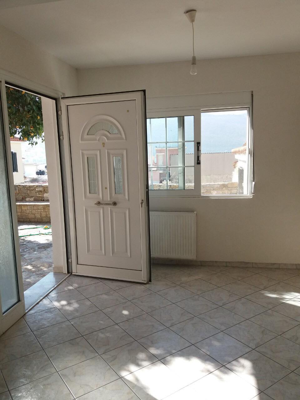 SH326 Apartment Samos Town