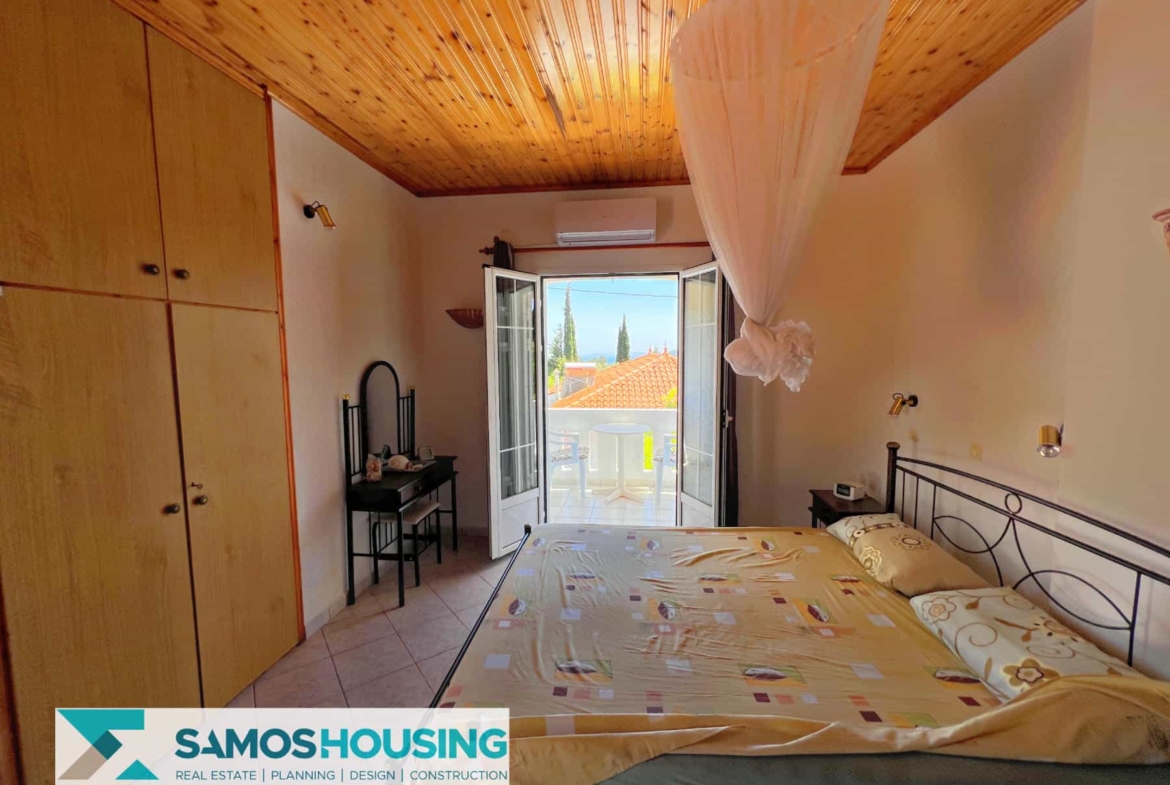 SH356 Spacious Country house