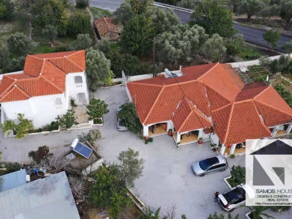 SH356 Spacious Country house