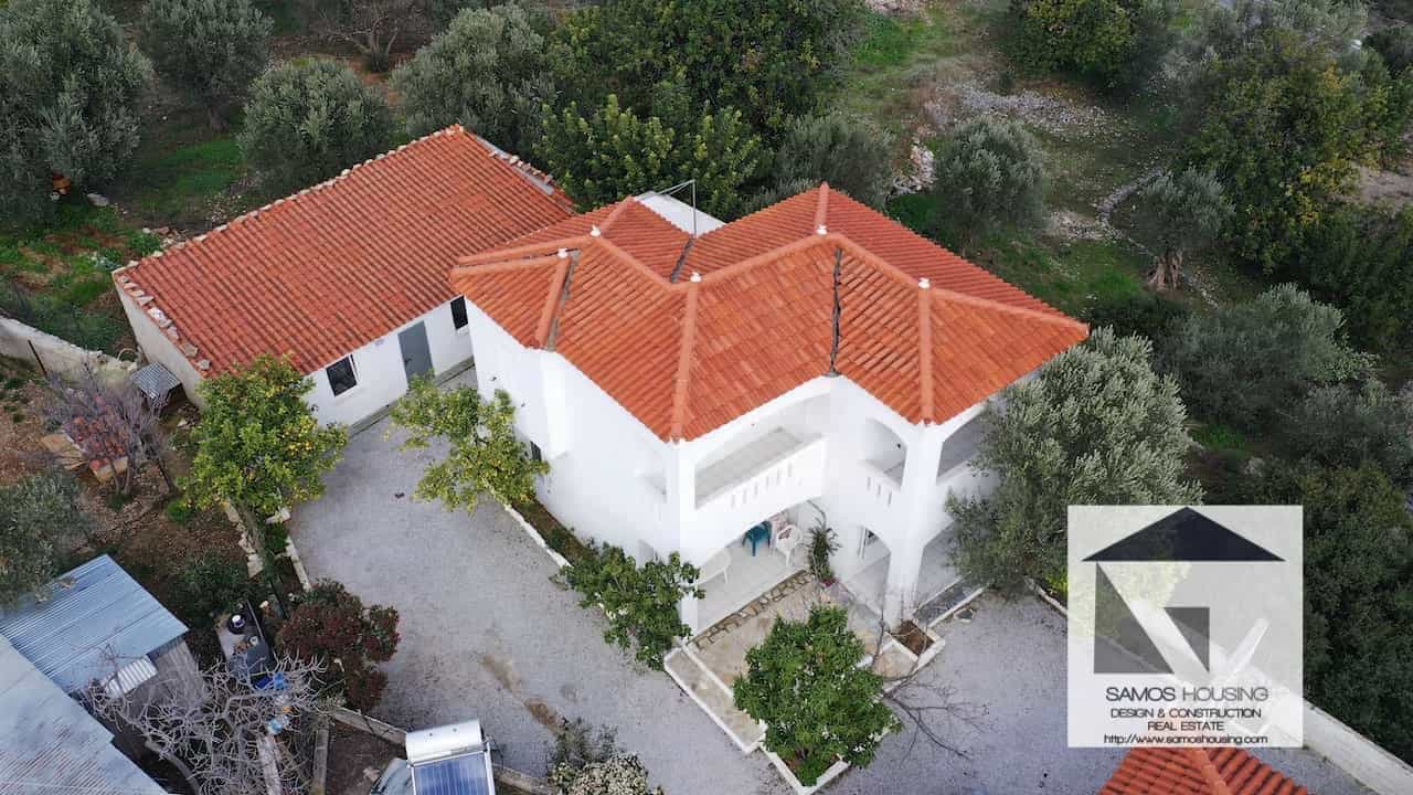 SH356 Ευρύχωρη εξοχική κατοικία