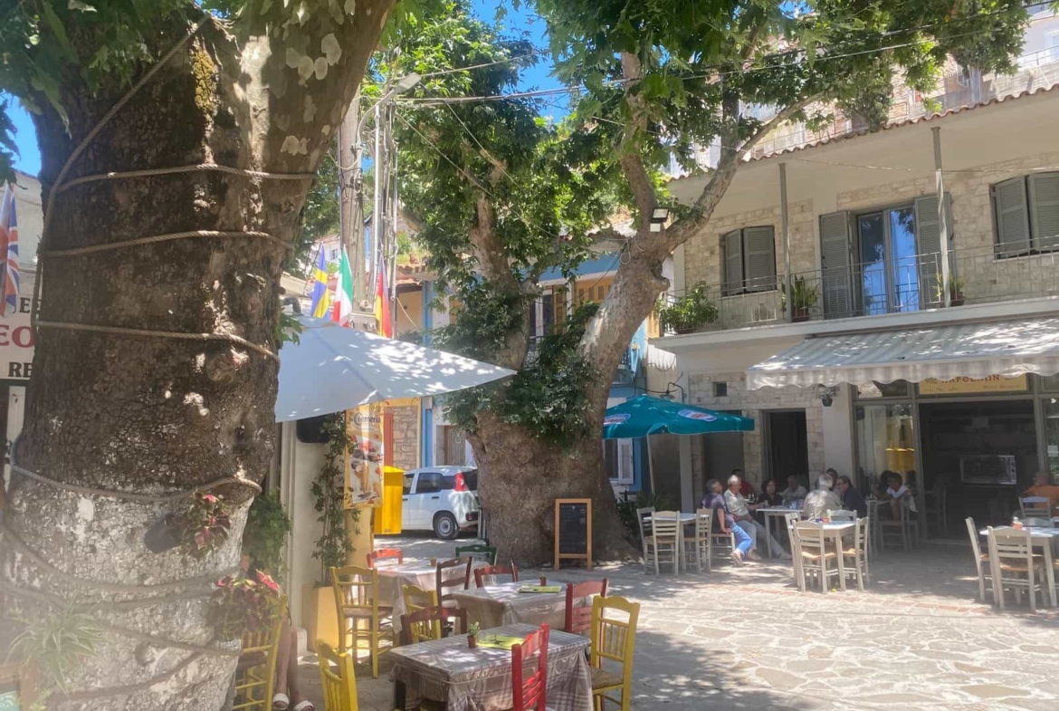SH356 Ευρύχωρη εξοχική κατοικία