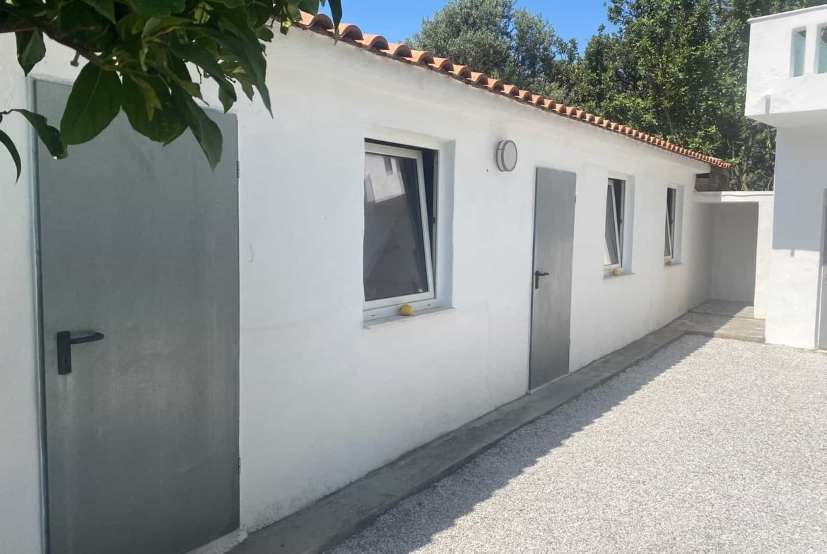 SH356 Ευρύχωρη εξοχική κατοικία