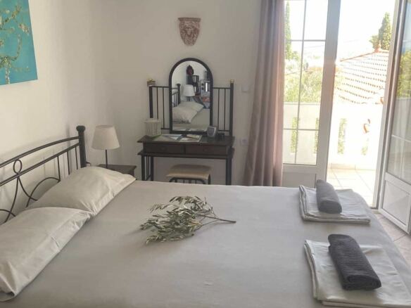 Spacious Country house · Pl. 36