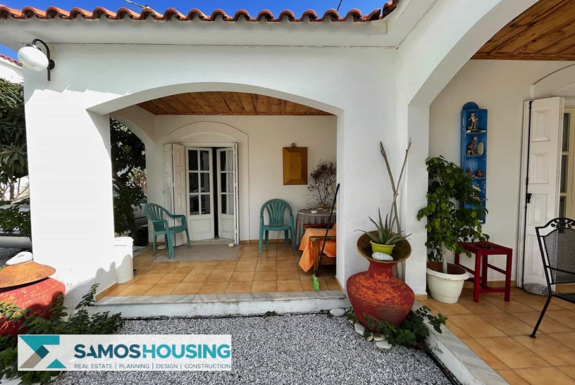 SH356 Spacious Country house