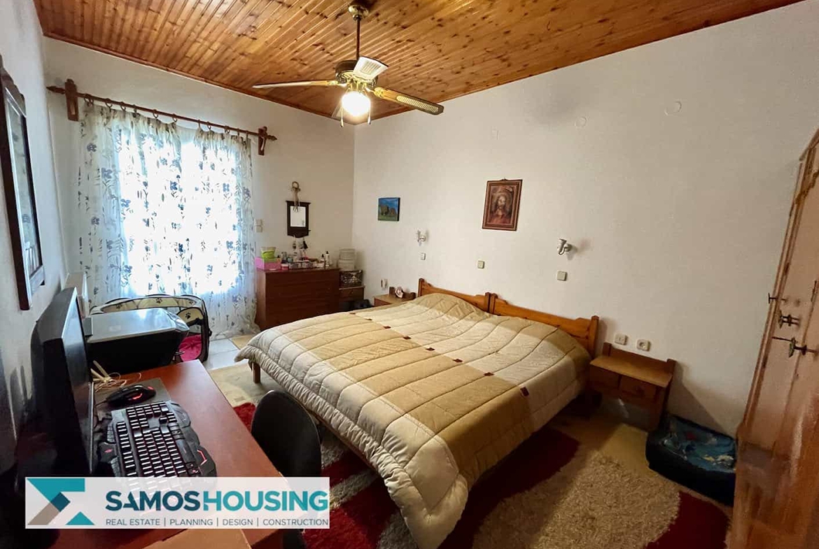 SH356 Spacious Country house