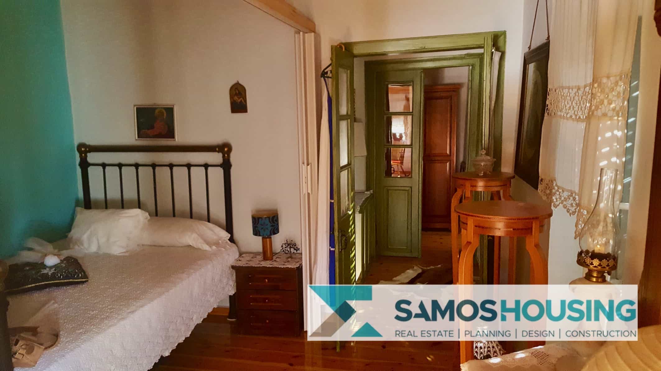 SH415 Alluring House