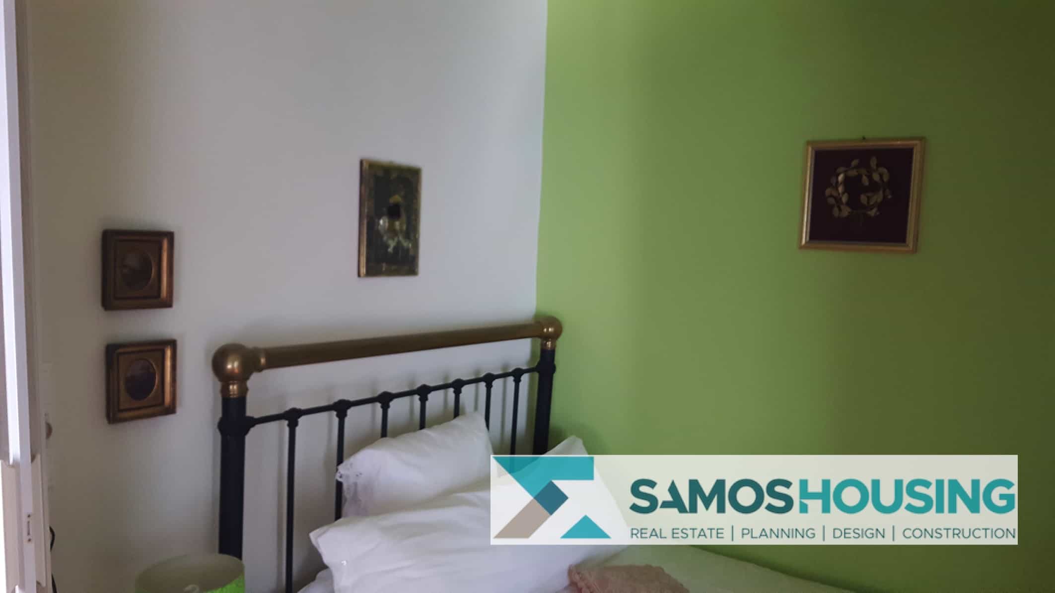 SH415 Alluring House