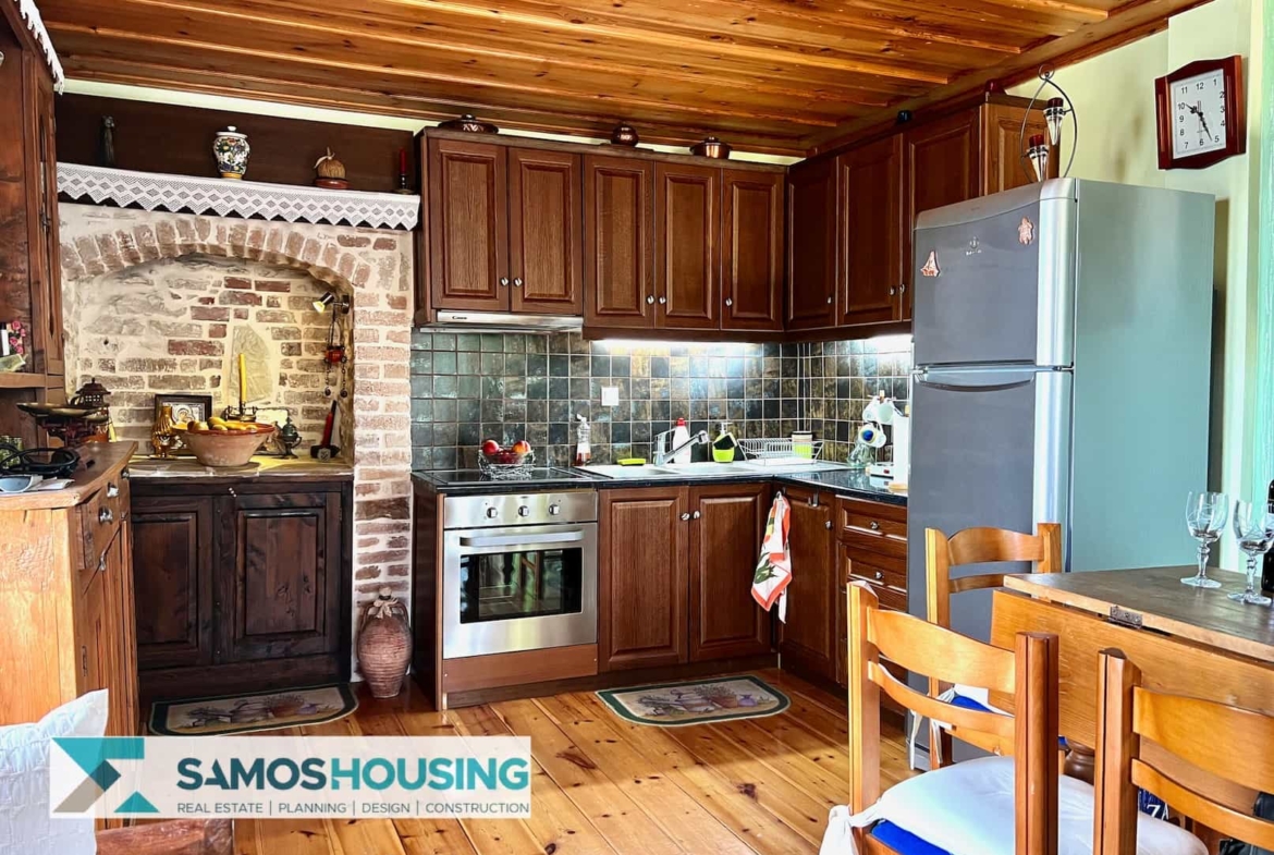 SH415 Alluring House