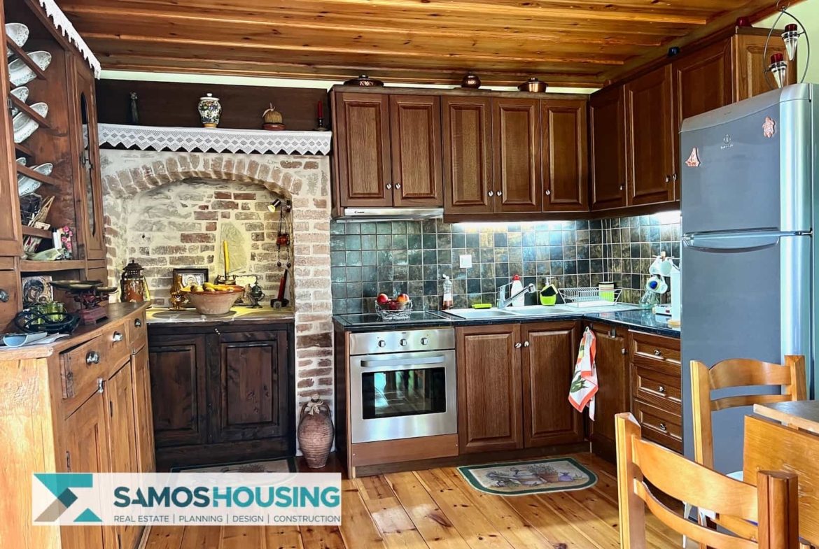 SH415 Alluring House
