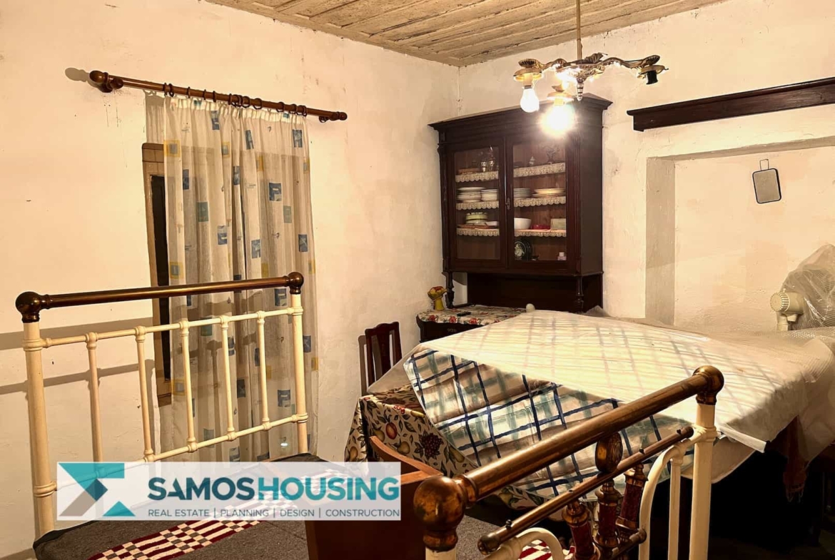 SH437 House Town Centre