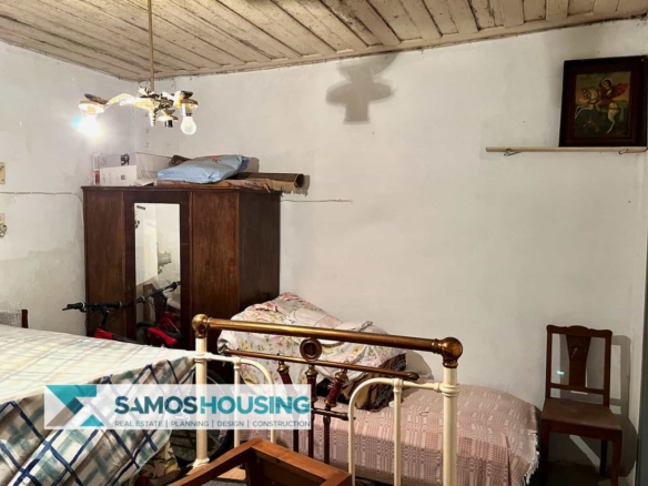 SH437 House Town Centre