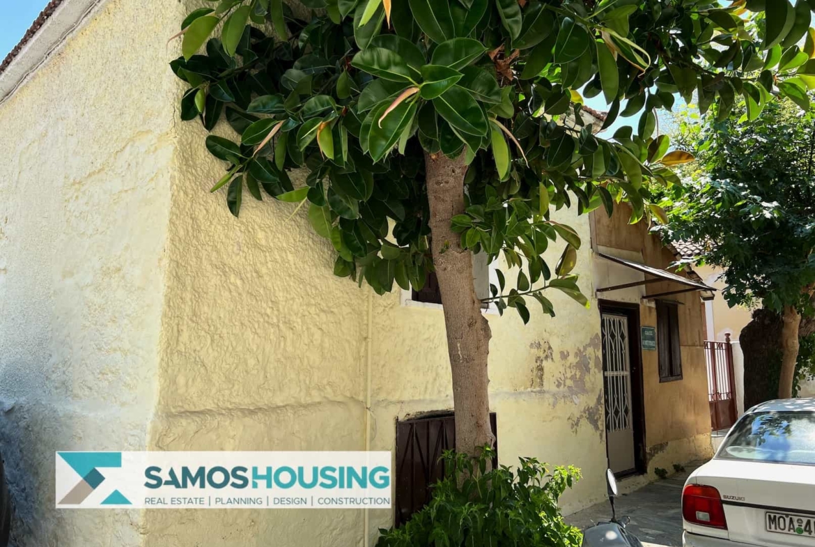 SH437 House Town Centre