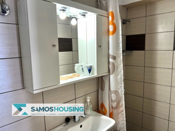 SH437 House Town Centre