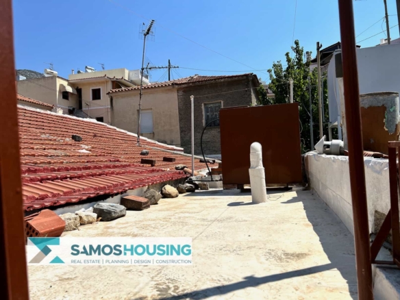 SH437 House Town Centre