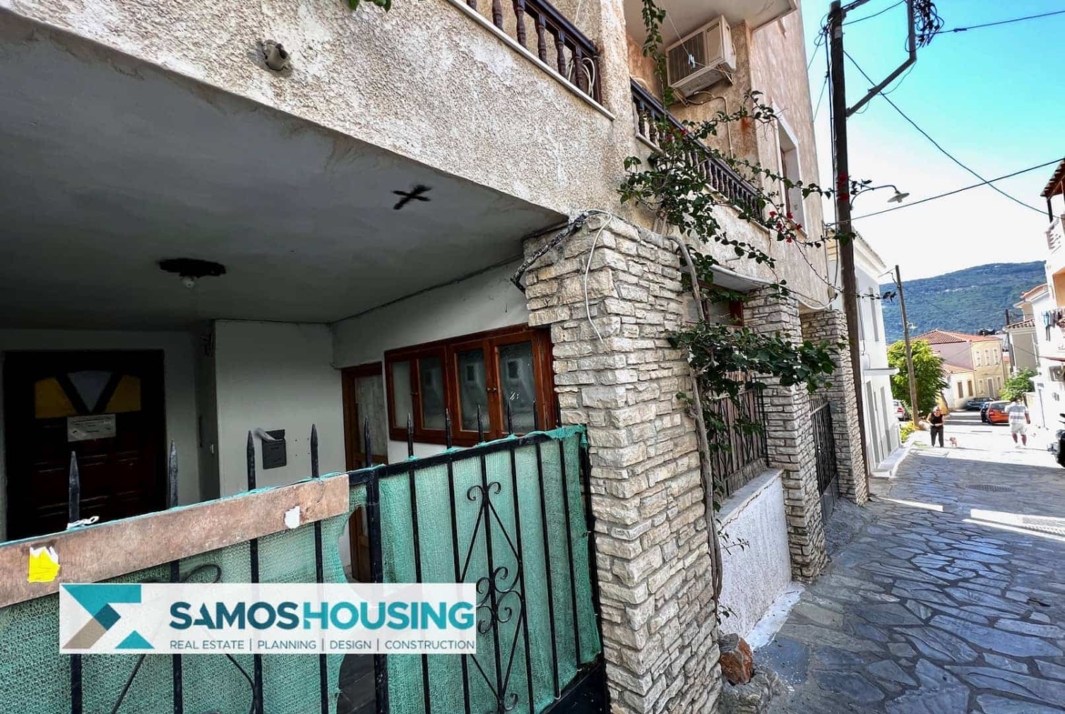 SH443 Alluring Apartment Building