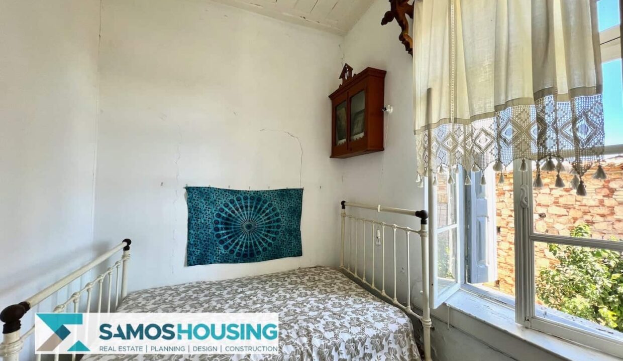 SH451 Elegant Property Pythagorio00024