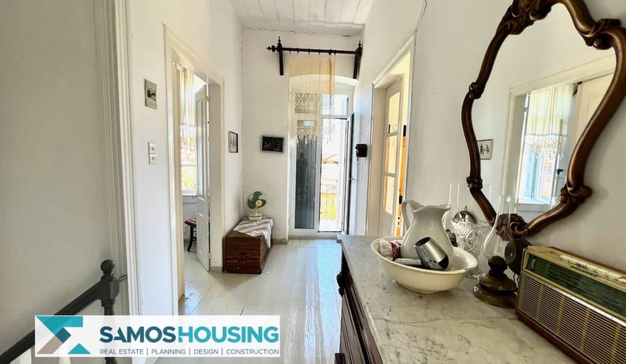 SH451 Elegant Property Pythagorio00033