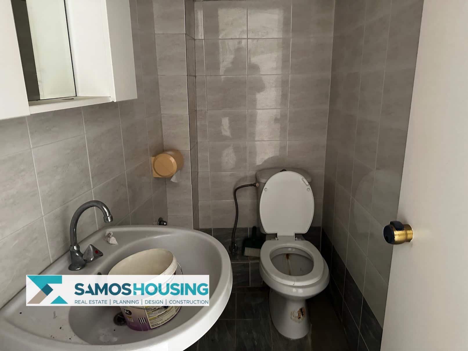 SH462 CENTRAL OFFICE00040