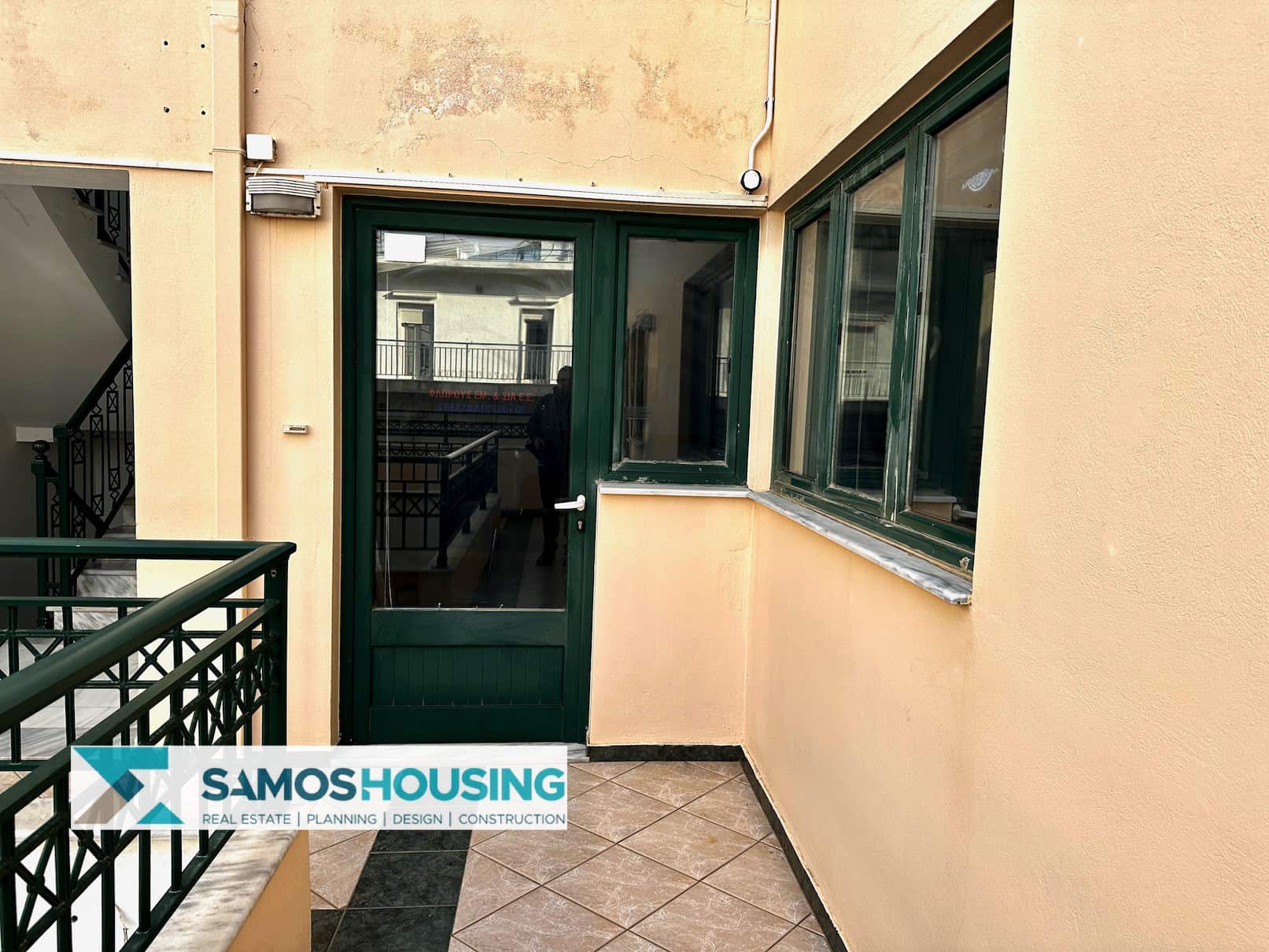 SH462 CENTRAL OFFICE00042