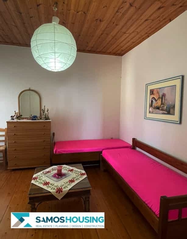 SH466 Traditional Villa