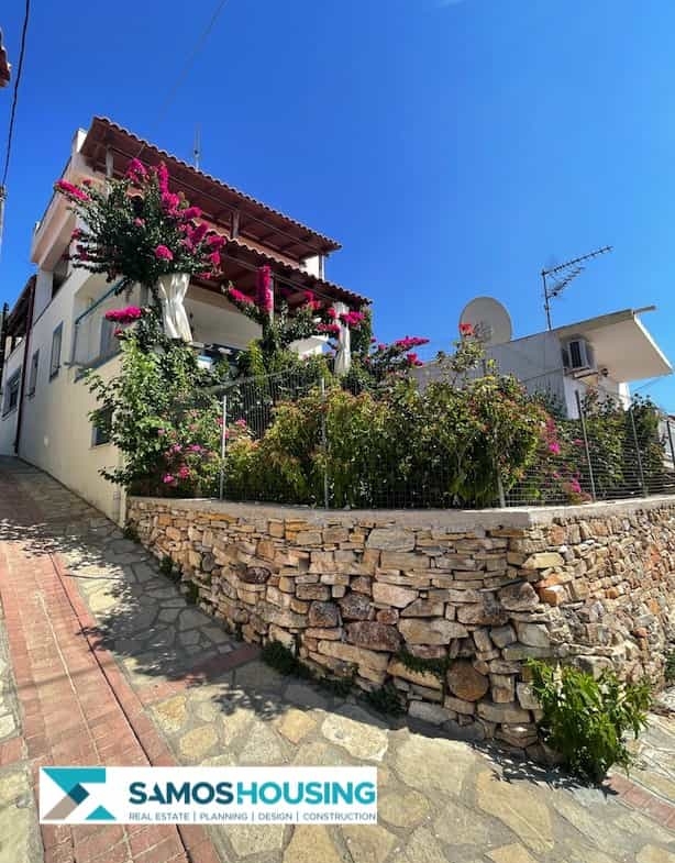SH466 Traditional Villa