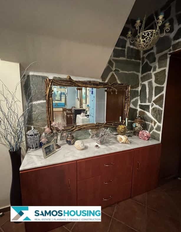 SH466 Traditional Villa