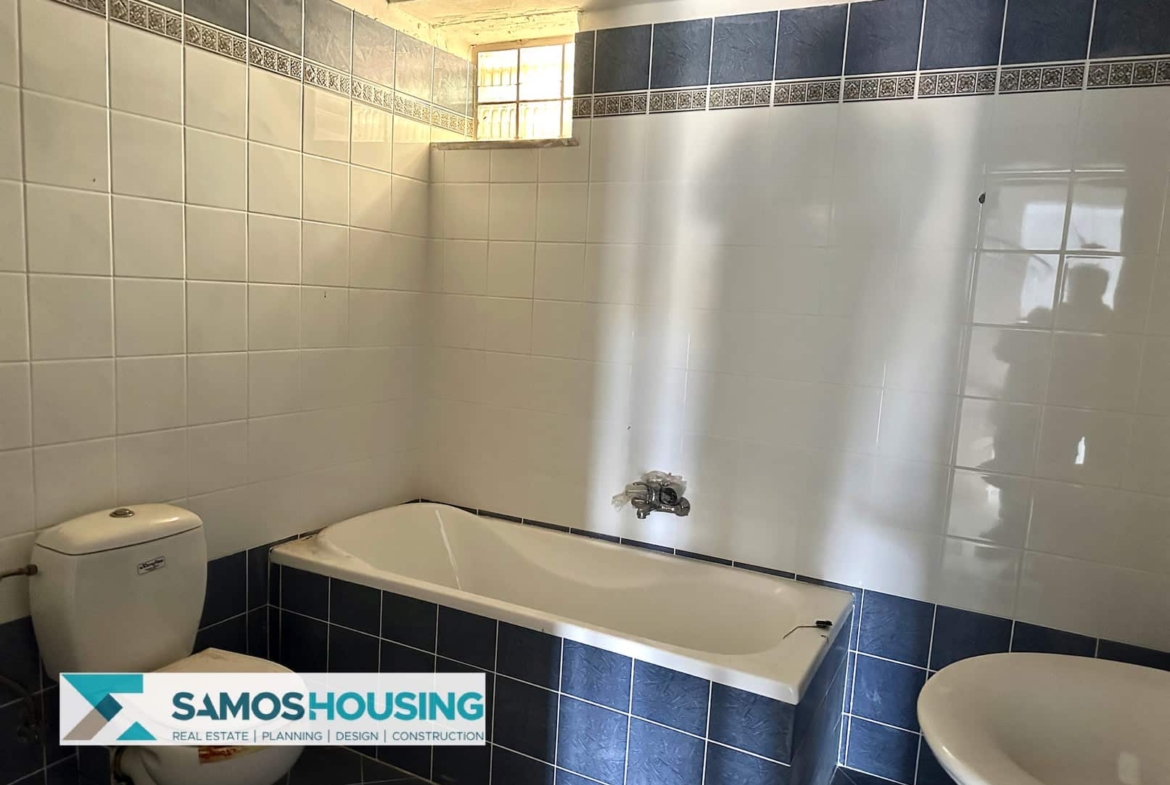 SH470 Sea View Apartment