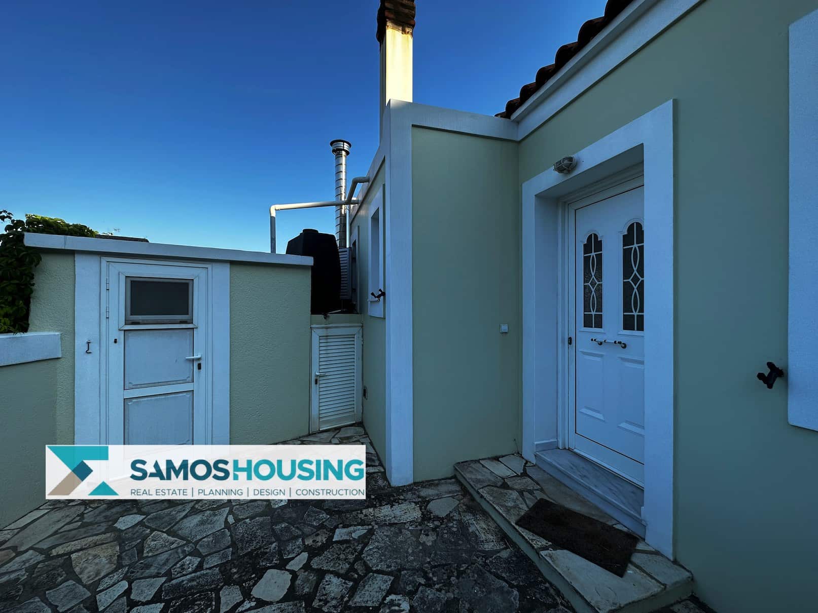 SH483 Sea View House