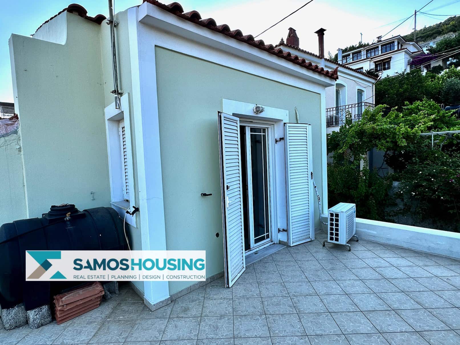 SH483 Sea View House