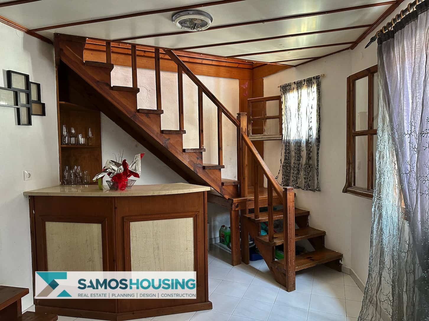 SH502 Seaview House Vathi2