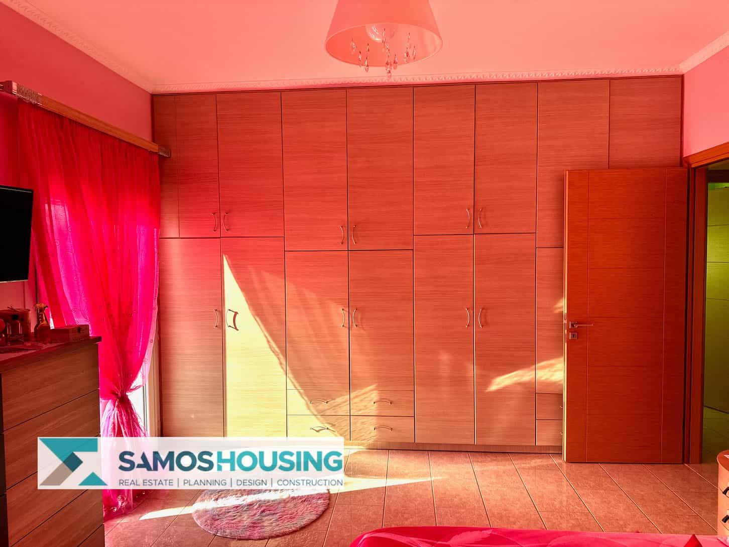 SH503 Superb Seaside Villa11-imp