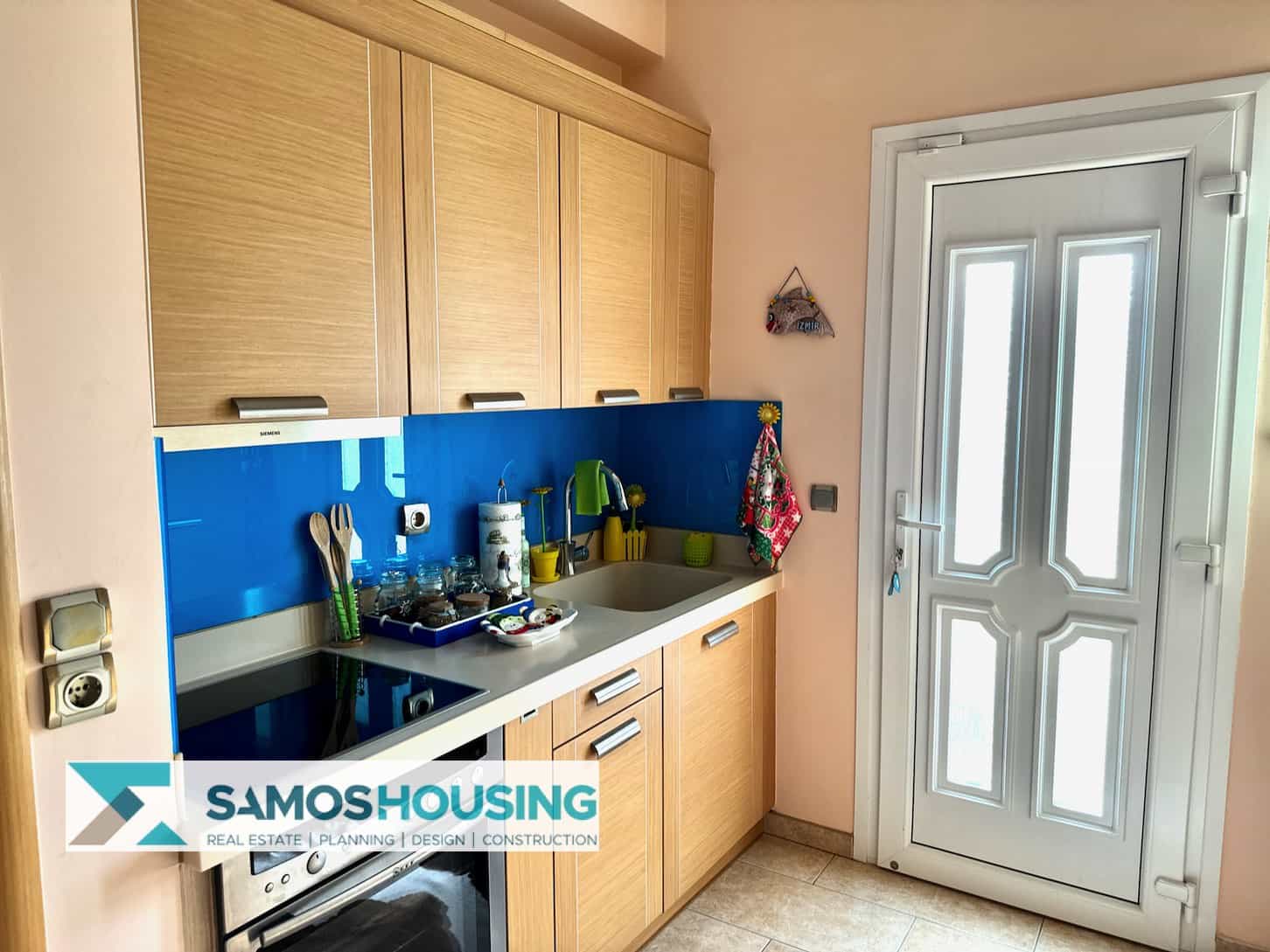 SH503 Superb Seaside Villa19-imp