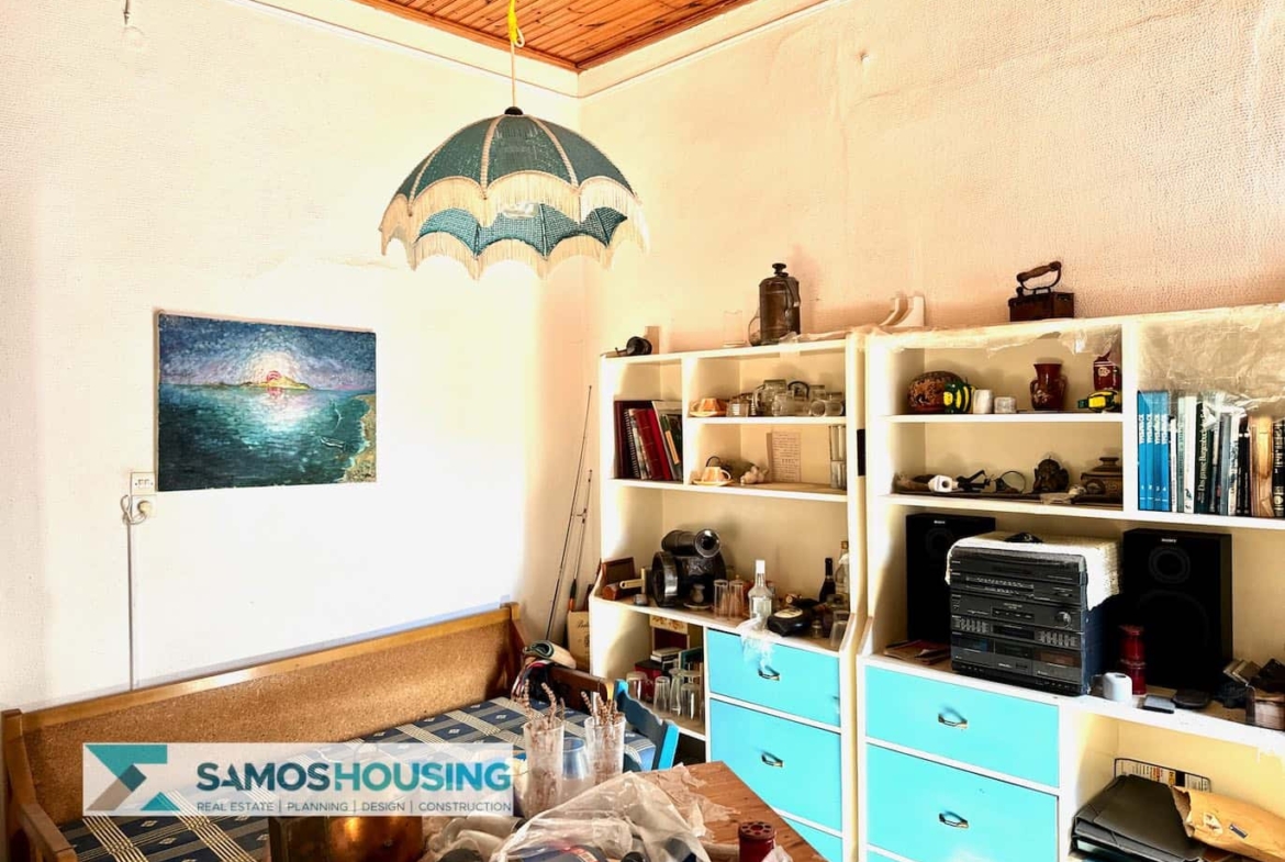 SH512 Twin Buildings Samos