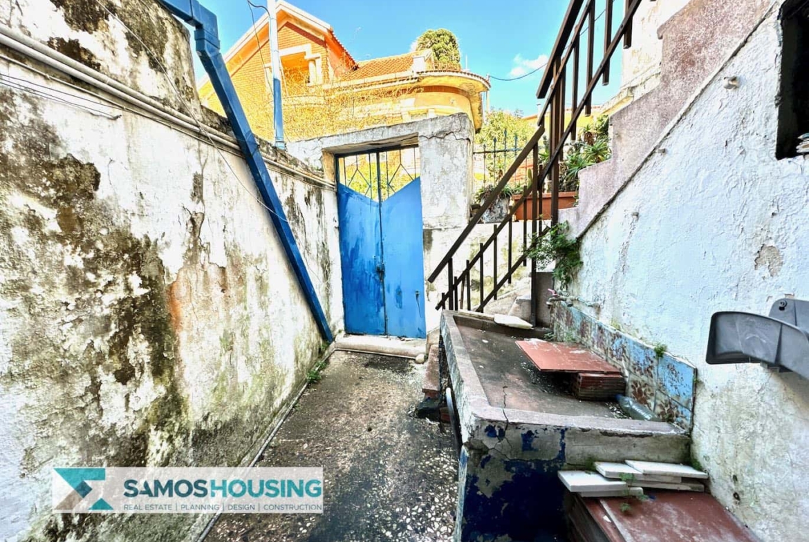 SH512 Twin Buildings Samos