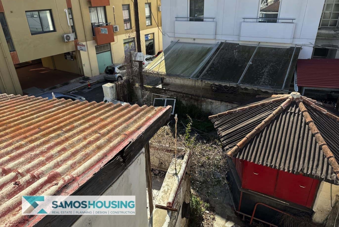 SH512 Twin Buildings Samos