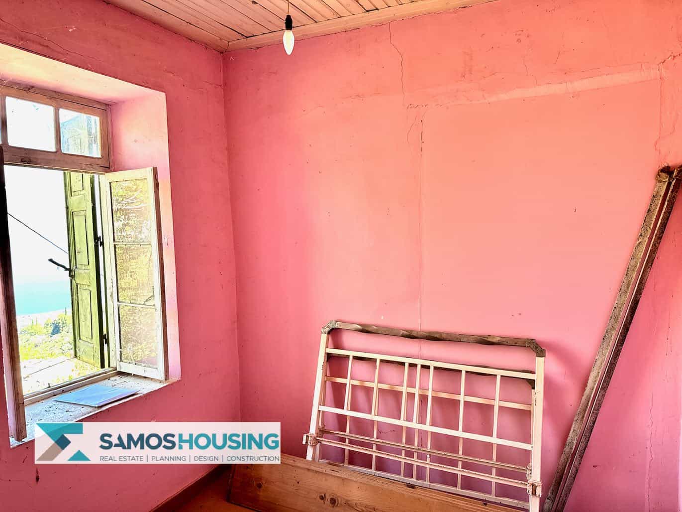 SH524 Sea View Cottage