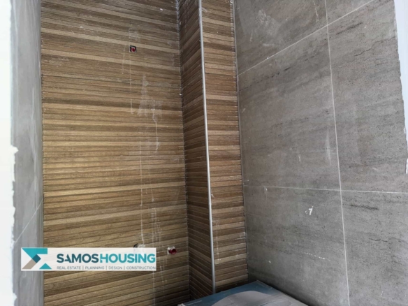 SH560 Superb Building Pythagoreio