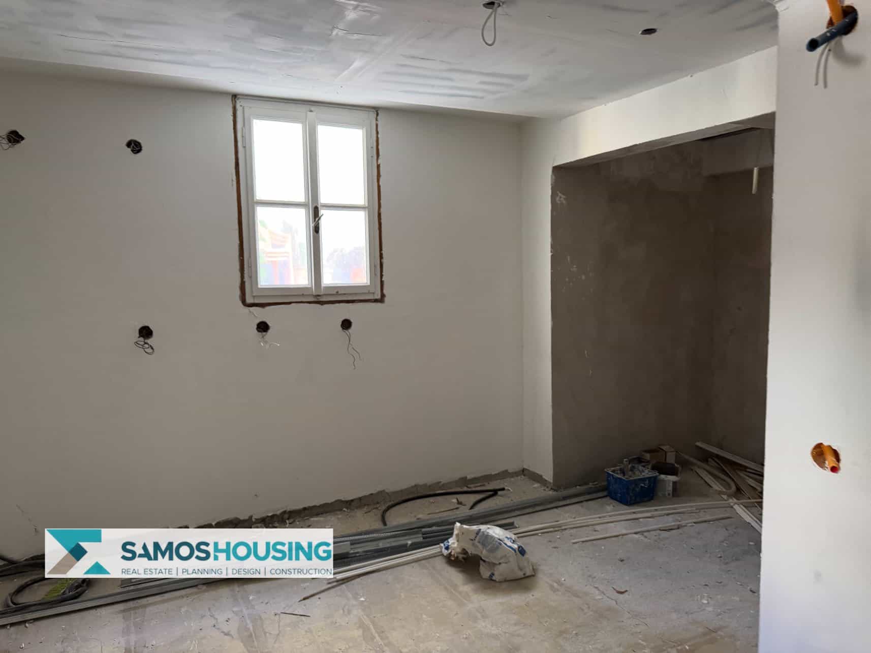 SH560 Superb Building Pythagoreio15